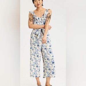 American Eagle Culotte Floral Jumpsuit XS